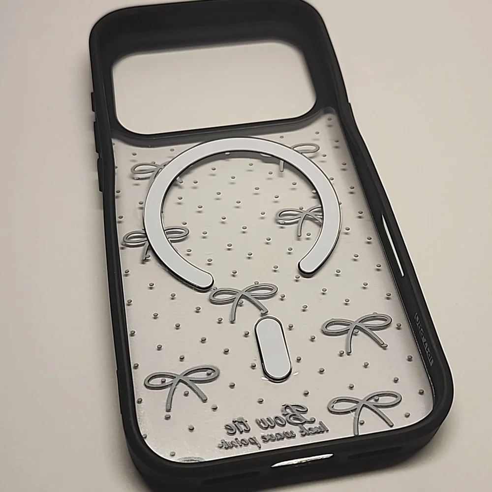 Brand new Apple IPhone 17 Pro Bow Silicone Phone case